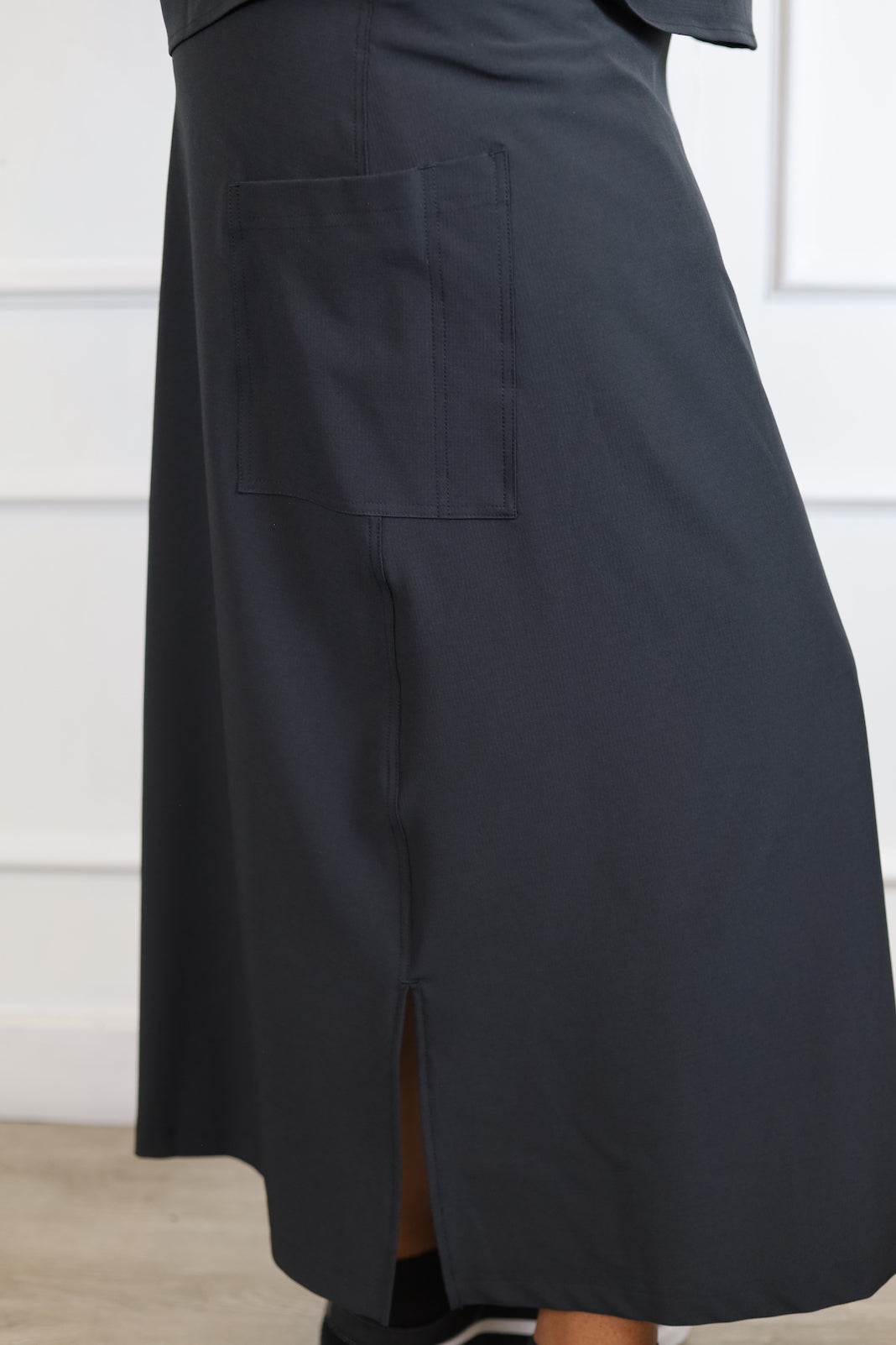 Original Ankle Length Scrub Skirt - Black