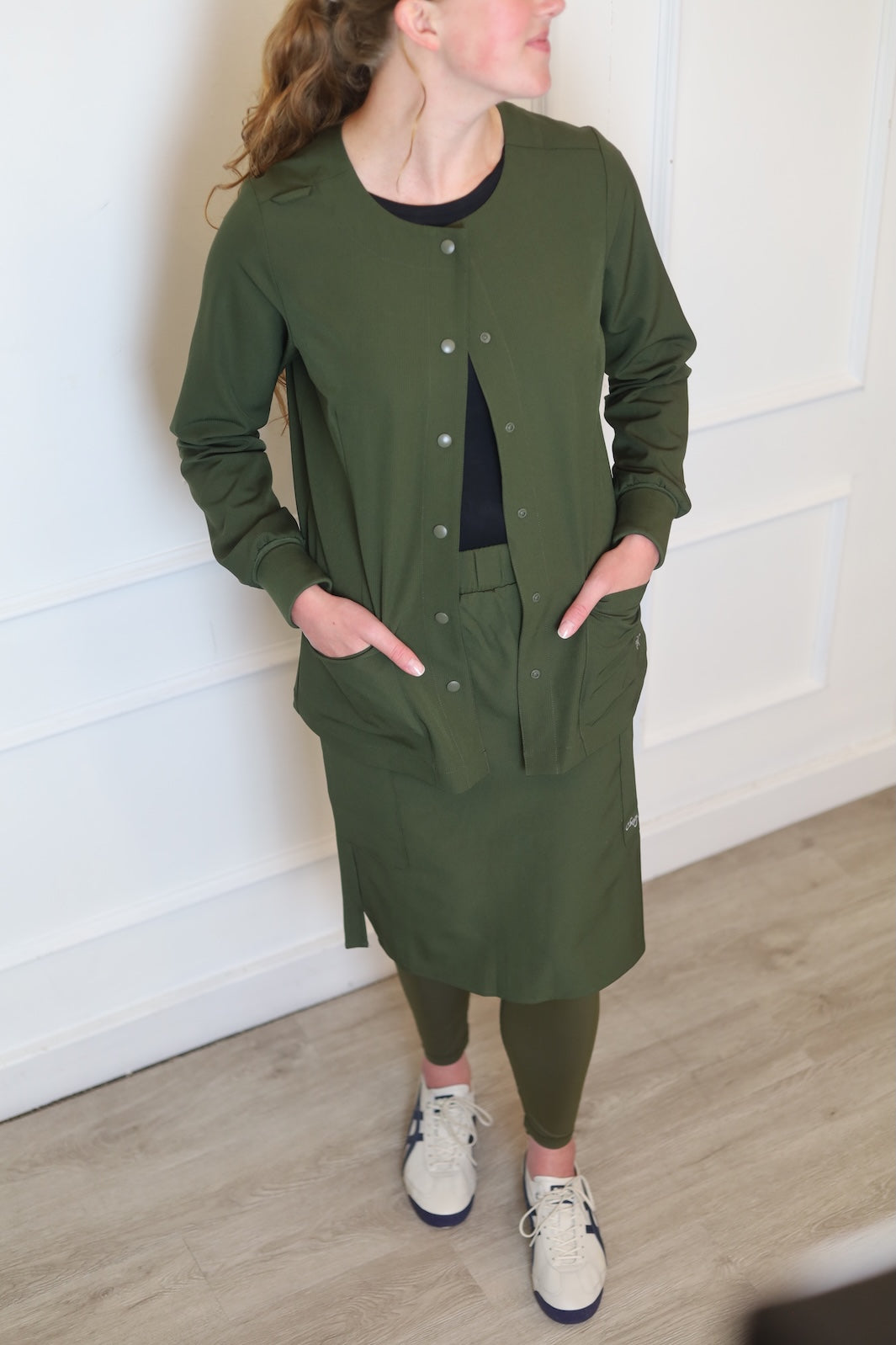Original Collection | 3-Pocket Snap Front Scrub Jacket | Olive Green